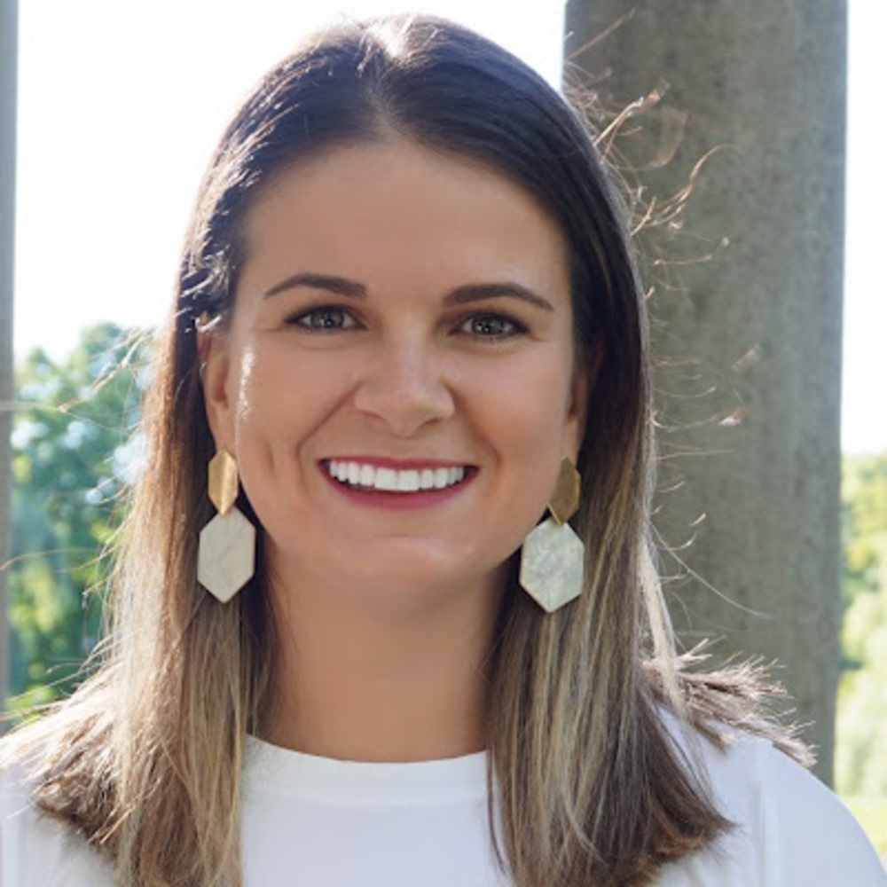 Meet your Posher, Danika